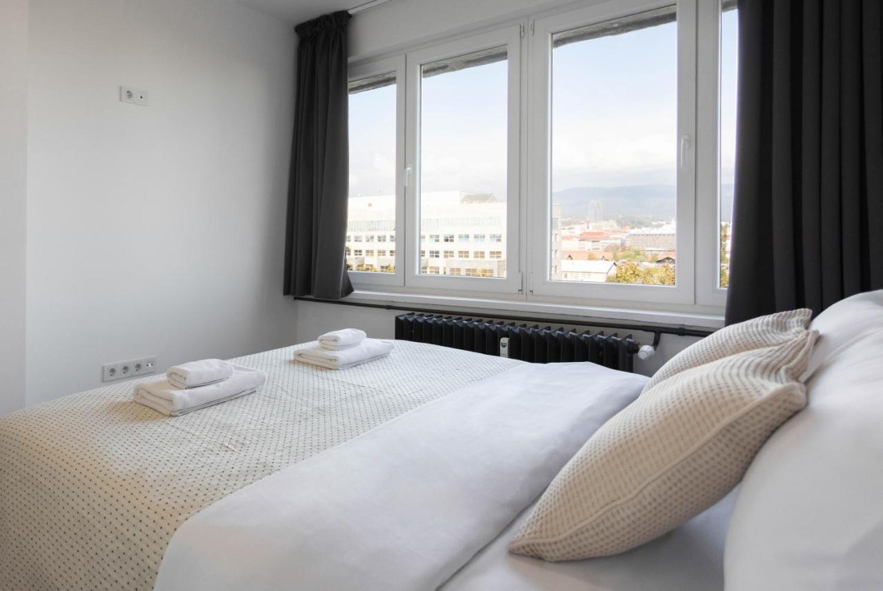 Spacious 2Bdr Apartment- Skyline View 자그레브 외부 사진