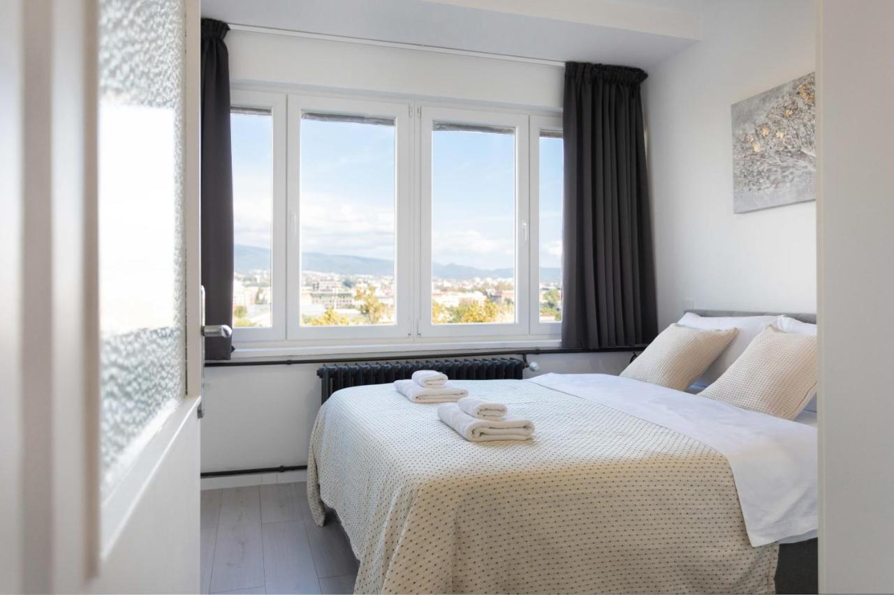 Spacious 2Bdr Apartment- Skyline View 자그레브 외부 사진