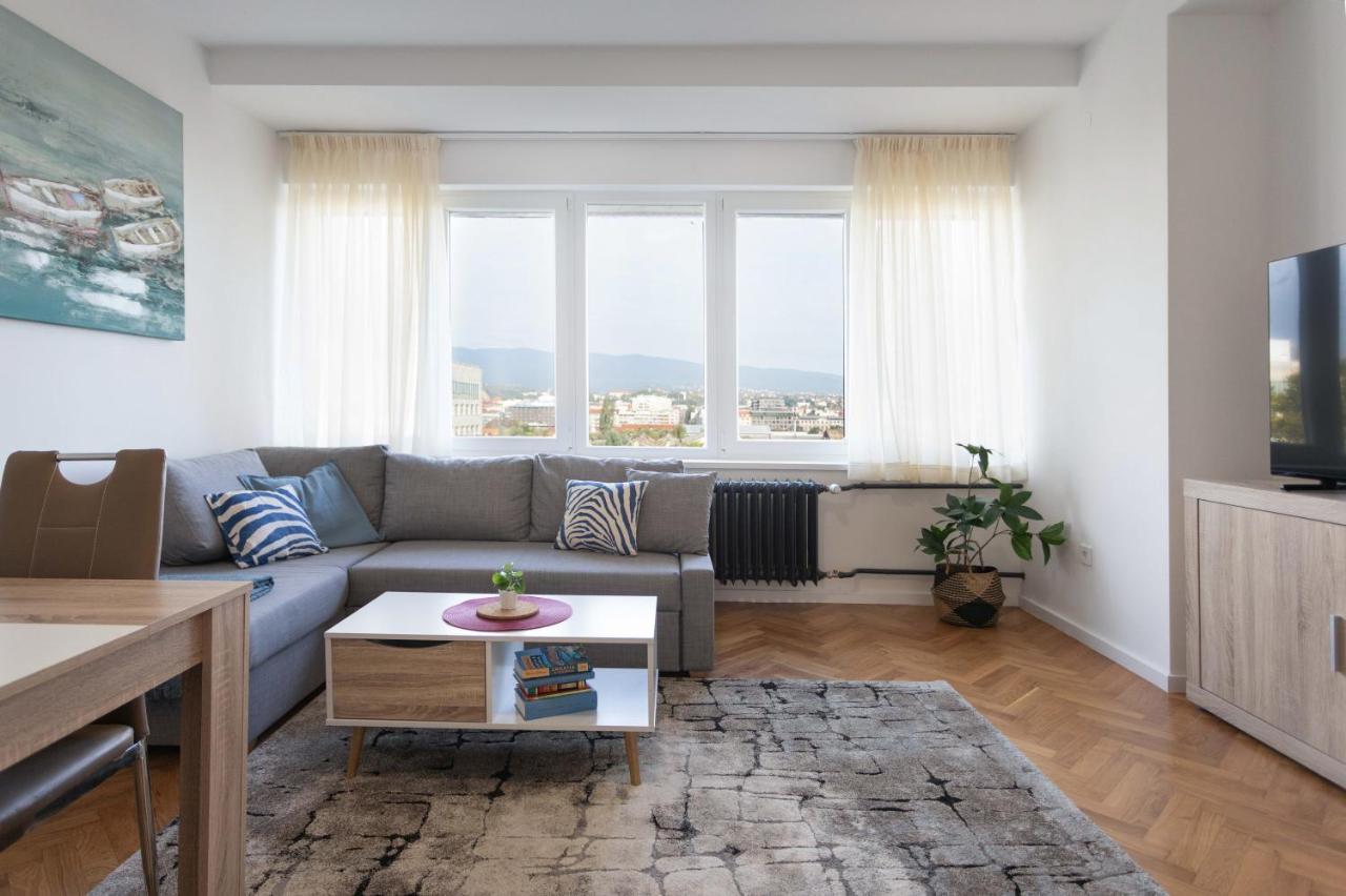 Spacious 2Bdr Apartment- Skyline View 자그레브 외부 사진
